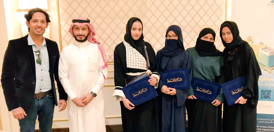 The Saudi Aquaculture Society attracts a number of Saudi girls with higher degrees to work in the genetic resources program in the Kingdom's experience in the aquaculture sector
