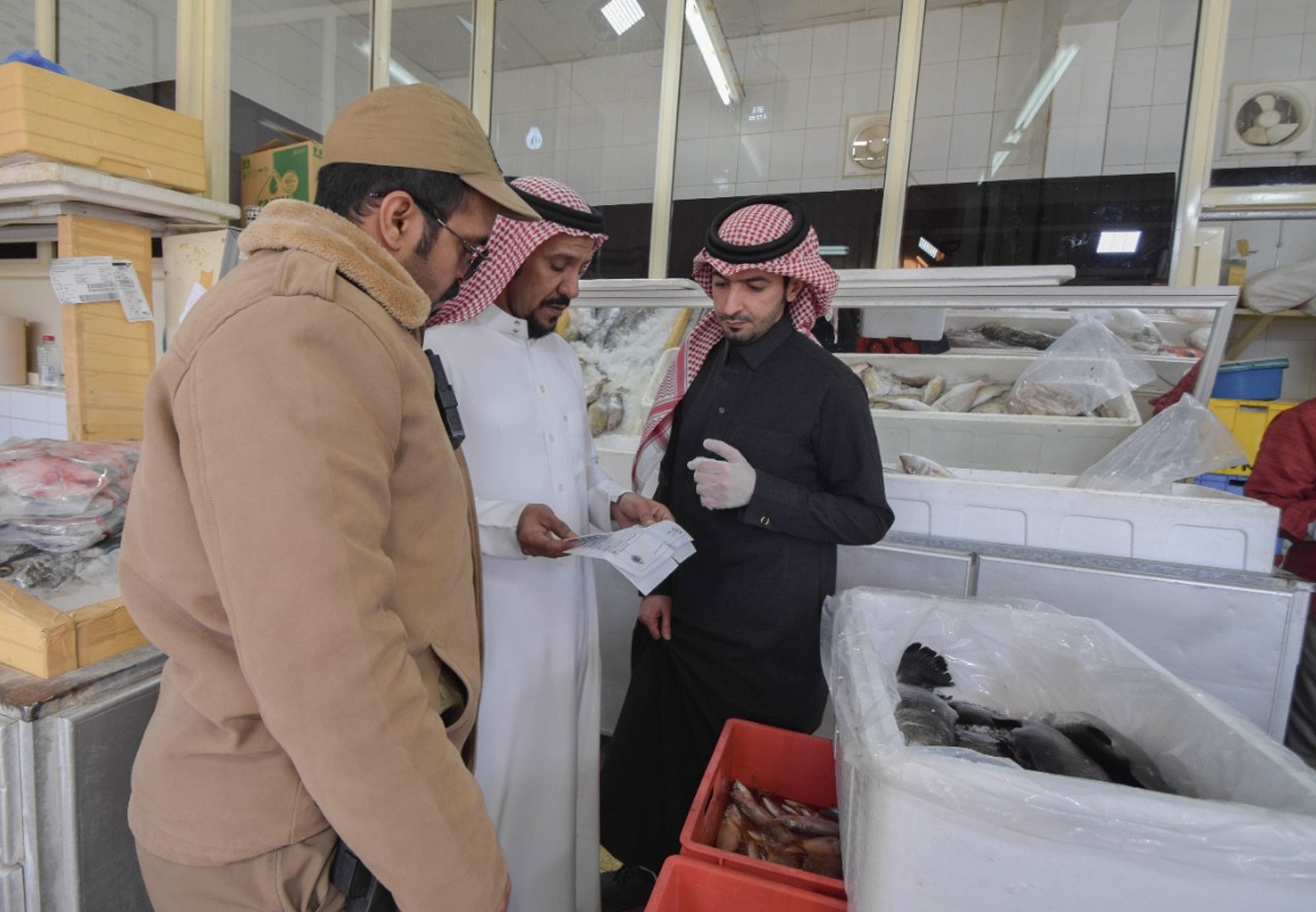 A joint campaign to inspect fish markets in Riyadh